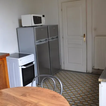 Chateau De La Croix Bizet Gasthuis Moulineaux