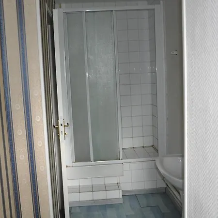 Chateau De La Croix Bizet 게스트하우스 3*