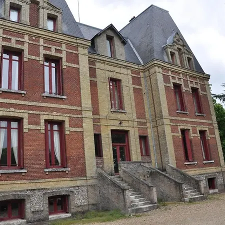 Chateau De La Croix Bizet