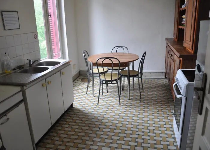 Chateau De La Croix Bizet Guest house